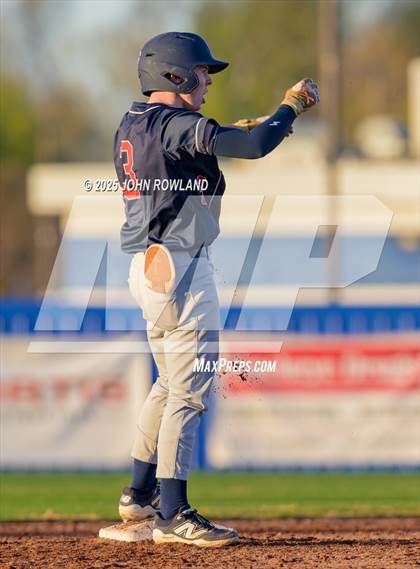 Thumbnail 3 in Liberty Creek vs Gordonsville photogallery.
