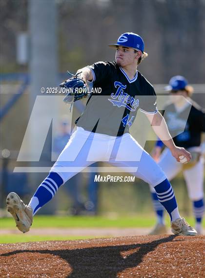 Thumbnail 3 in Liberty Creek vs Gordonsville photogallery.