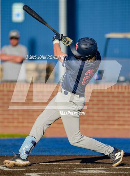 Thumbnail 3 in Liberty Creek vs Gordonsville photogallery.