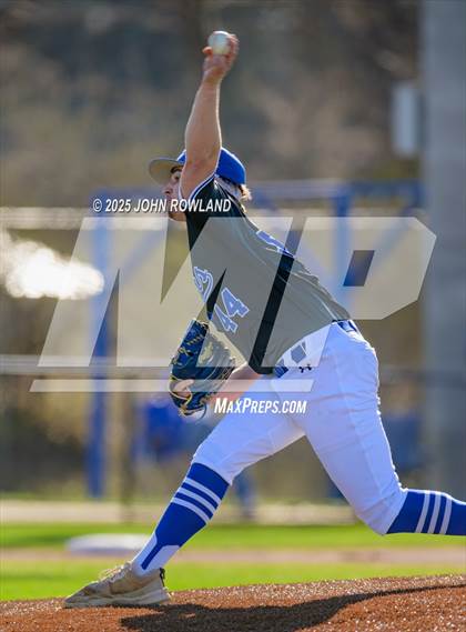 Thumbnail 3 in Liberty Creek vs Gordonsville photogallery.
