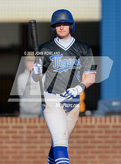 Thumbnail 3 in Liberty Creek vs Gordonsville photogallery.