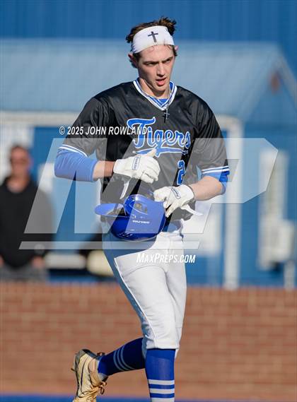 Thumbnail 1 in Liberty Creek vs Gordonsville photogallery.