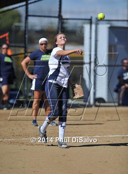 Thumbnail 1 in Rocky Mountain @ Legend (CHSAA 5A Region 6 Round 2) photogallery.