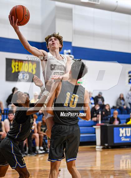 Thumbnail 3 in A&M Consolidated vs Rockdale (Cotton Christmas Classic) photogallery.