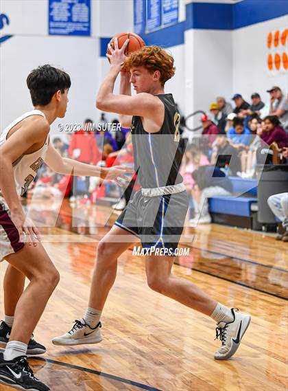 Thumbnail 1 in A&M Consolidated vs Rockdale (Cotton Christmas Classic) photogallery.