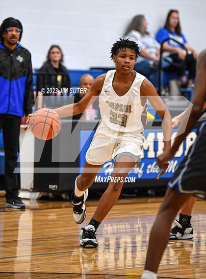 Thumbnail 2 in A&M Consolidated vs Rockdale (Cotton Christmas Classic) photogallery.