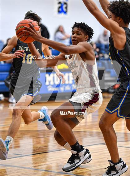 Thumbnail 3 in A&M Consolidated vs Rockdale (Cotton Christmas Classic) photogallery.