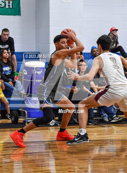 Thumbnail 1 in A&M Consolidated vs Rockdale (Cotton Christmas Classic) photogallery.