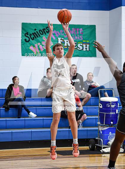 Thumbnail 1 in A&M Consolidated vs Rockdale (Cotton Christmas Classic) photogallery.