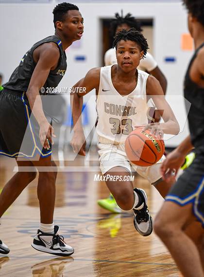 Thumbnail 2 in A&M Consolidated vs Rockdale (Cotton Christmas Classic) photogallery.