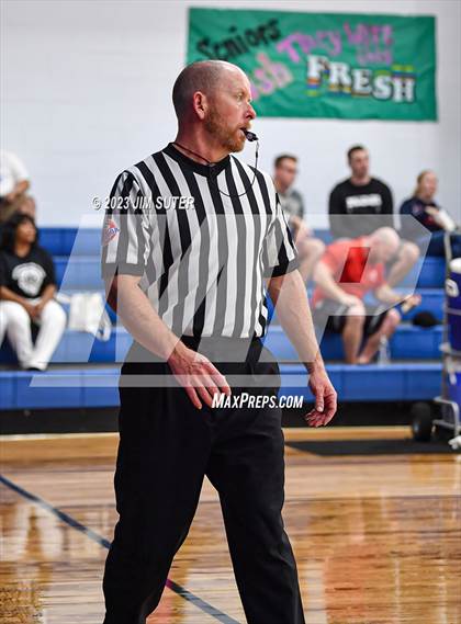 Thumbnail 3 in A&M Consolidated vs Rockdale (Cotton Christmas Classic) photogallery.