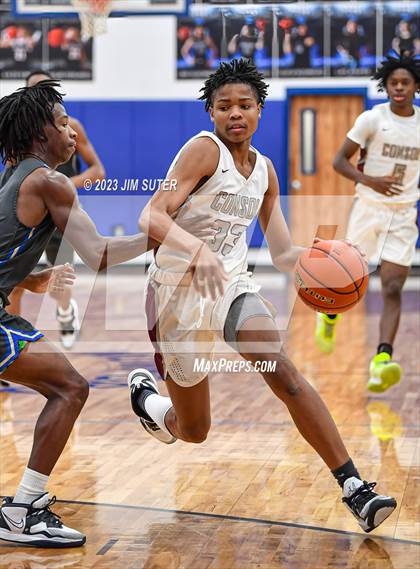 Thumbnail 1 in A&M Consolidated vs Rockdale (Cotton Christmas Classic) photogallery.