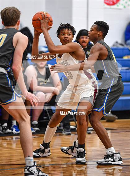 Thumbnail 1 in A&M Consolidated vs Rockdale (Cotton Christmas Classic) photogallery.