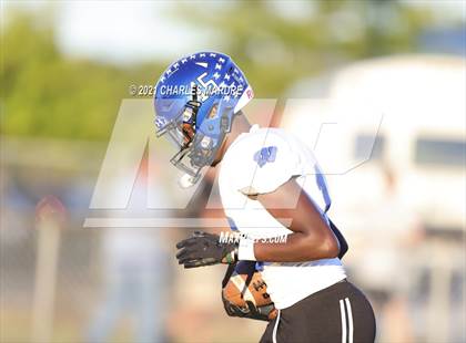Thumbnail 1 in Hunt @ Smithfield-Selma photogallery.