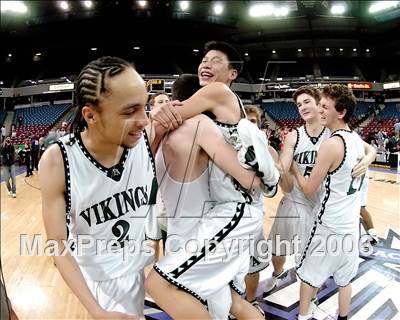 Thumbnail 3 in Mater Dei vs. Palo Alto (CIF State D2 Final) photogallery.