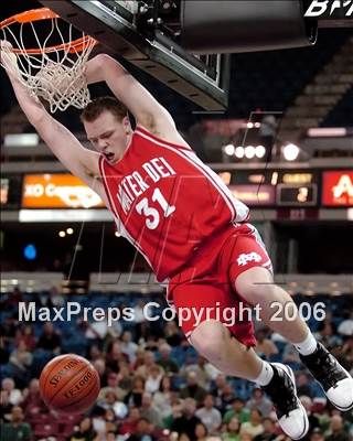 Thumbnail 3 in Mater Dei vs. Palo Alto (CIF State D2 Final) photogallery.