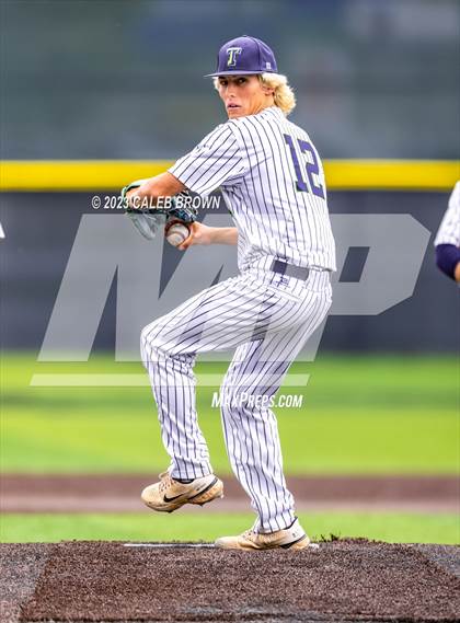 Thumbnail 2 in Lehi vs. Timpanogos (UHSAA 5A Championship) photogallery.