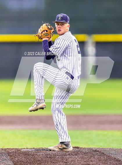 Thumbnail 2 in Lehi vs. Timpanogos (UHSAA 5A Championship) photogallery.