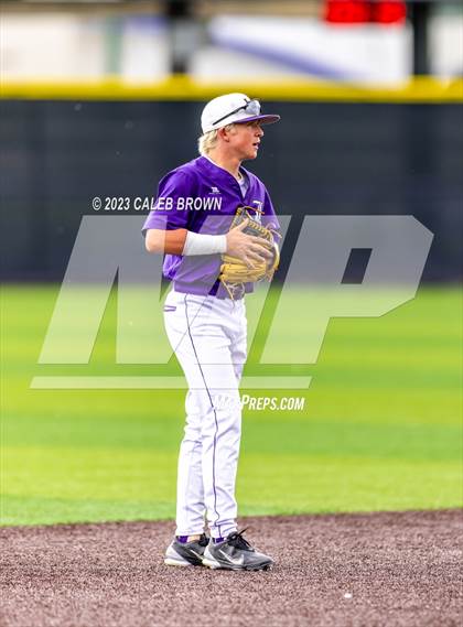 Thumbnail 2 in Lehi vs. Timpanogos (UHSAA 5A Championship) photogallery.