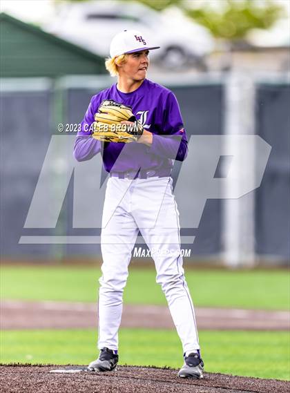 Thumbnail 2 in Lehi vs. Timpanogos (UHSAA 5A Championship) photogallery.