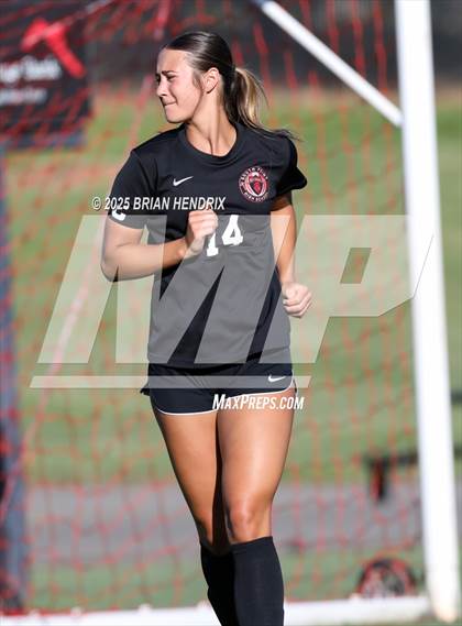 Thumbnail 3 in Hickory @ South Point (NCHSAA 3A Playoffs 4th Round) photogallery.