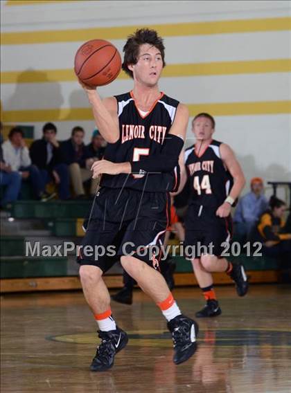 Thumbnail 2 in Lenoir City @ Knoxville Catholic photogallery.