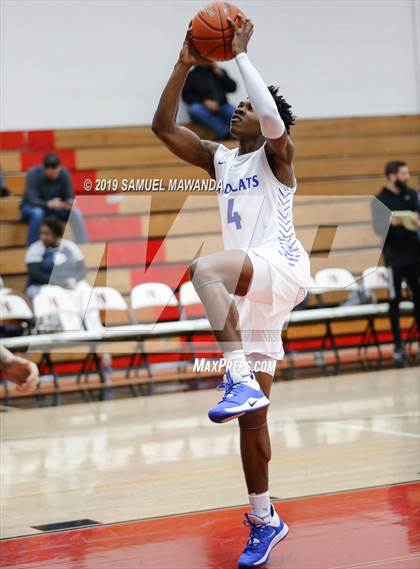 Thumbnail 2 in Windward vs. Renaissance Academy (Wolverine invitational) photogallery.