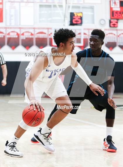 Thumbnail 2 in Windward vs. Renaissance Academy (Wolverine invitational) photogallery.