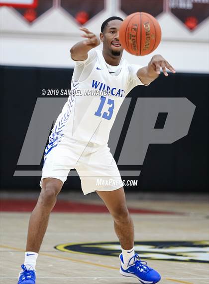 Thumbnail 1 in Windward vs. Renaissance Academy (Wolverine invitational) photogallery.