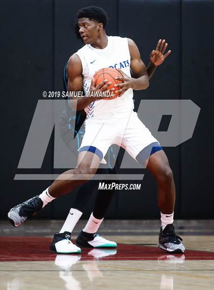 Thumbnail 2 in Windward vs. Renaissance Academy (Wolverine invitational) photogallery.