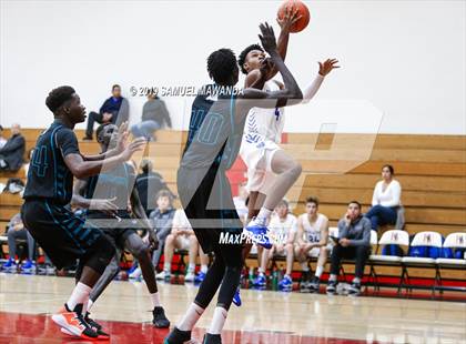 Thumbnail 3 in Windward vs. Renaissance Academy (Wolverine invitational) photogallery.