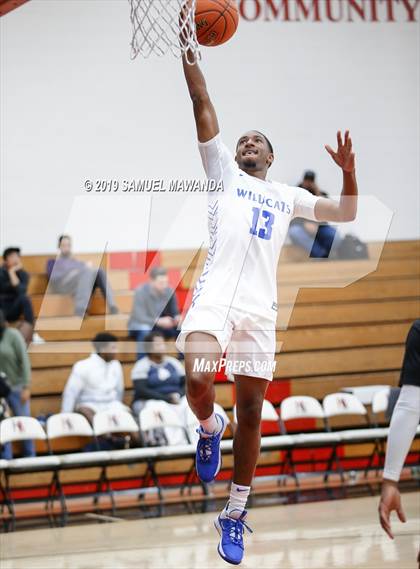 Thumbnail 3 in Windward vs. Renaissance Academy (Wolverine invitational) photogallery.