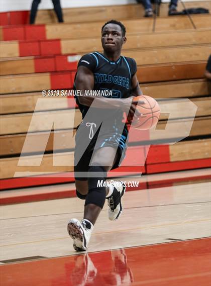 Thumbnail 2 in Windward vs. Renaissance Academy (Wolverine invitational) photogallery.