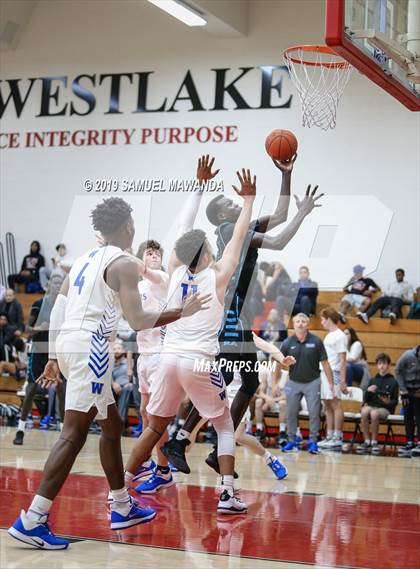 Thumbnail 2 in Windward vs. Renaissance Academy (Wolverine invitational) photogallery.
