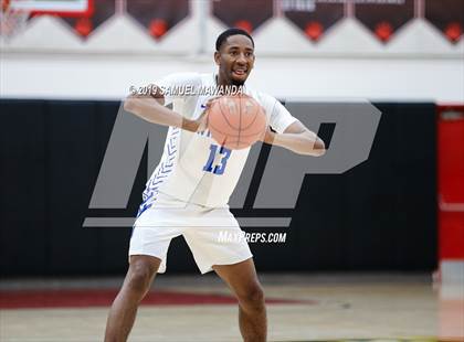 Thumbnail 3 in Windward vs. Renaissance Academy (Wolverine invitational) photogallery.