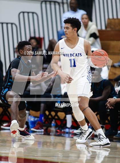 Thumbnail 2 in Windward vs. Renaissance Academy (Wolverine invitational) photogallery.