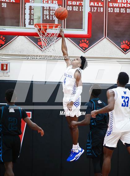 Thumbnail 3 in Windward vs. Renaissance Academy (Wolverine invitational) photogallery.