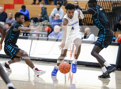 Thumbnail 1 in Windward vs. Renaissance Academy (Wolverine invitational) photogallery.