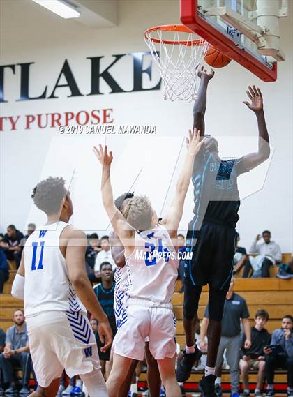 Thumbnail 2 in Windward vs. Renaissance Academy (Wolverine invitational) photogallery.