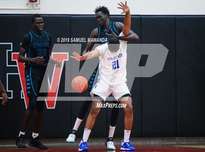 Thumbnail 1 in Windward vs. Renaissance Academy (Wolverine invitational) photogallery.