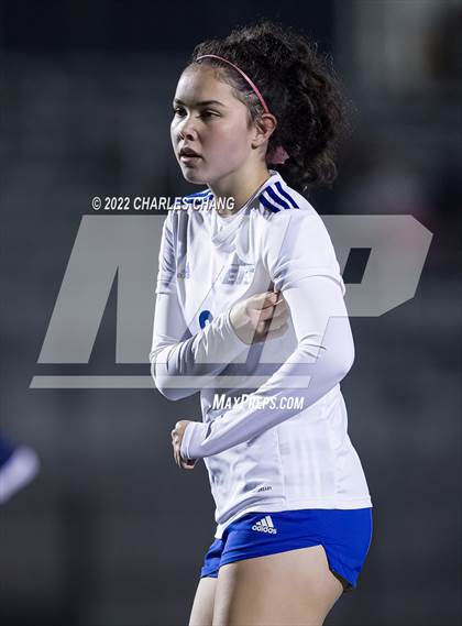 Thumbnail 3 in Encinal vs Rancho Cotate photogallery.
