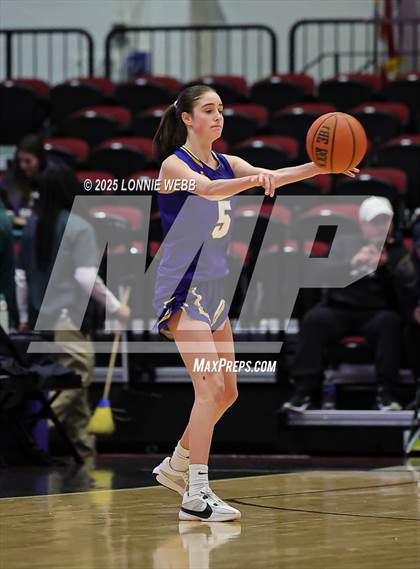 Thumbnail 1 in Ossining vs. Ardsley (Slam Dunk Showcase) photogallery.