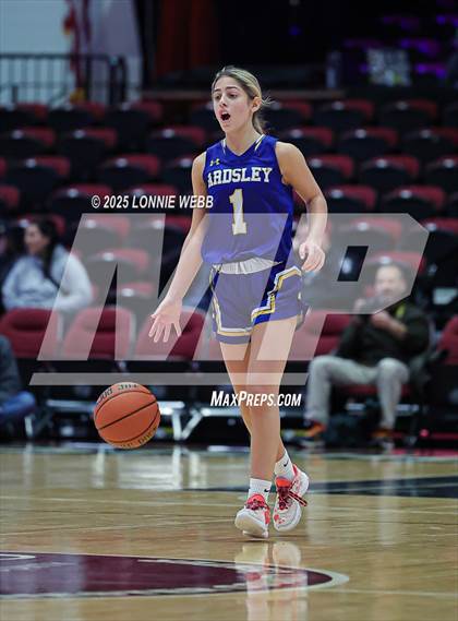 Thumbnail 3 in Ossining vs. Ardsley (Slam Dunk Showcase) photogallery.