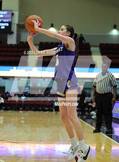 Thumbnail 3 in Ossining vs. Ardsley (Slam Dunk Showcase) photogallery.