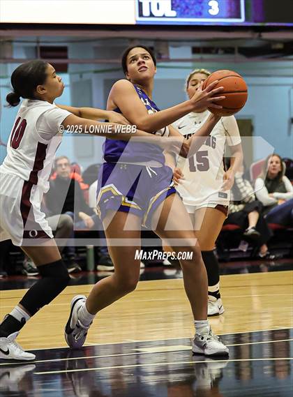 Thumbnail 1 in Ossining vs. Ardsley (Slam Dunk Showcase) photogallery.