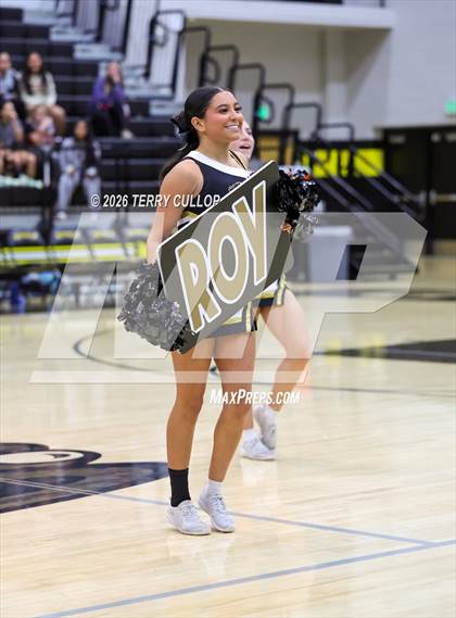 Thumbnail 3 in Roy Cheer photogallery.