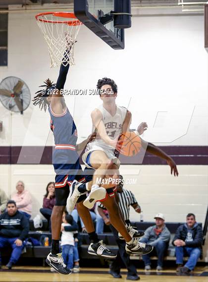 Thumbnail 2 in Thorsby @ Marion photogallery.