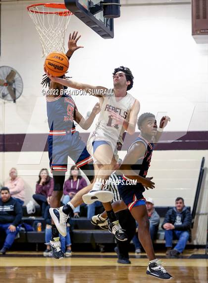 Thumbnail 1 in Thorsby @ Marion photogallery.