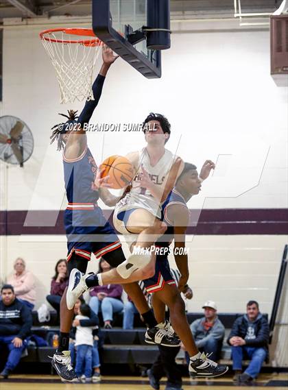 Thumbnail 3 in Thorsby @ Marion photogallery.