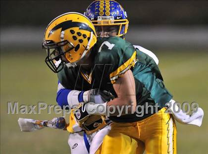 Thumbnail 2 in Edison vs. Fountain Valley photogallery.